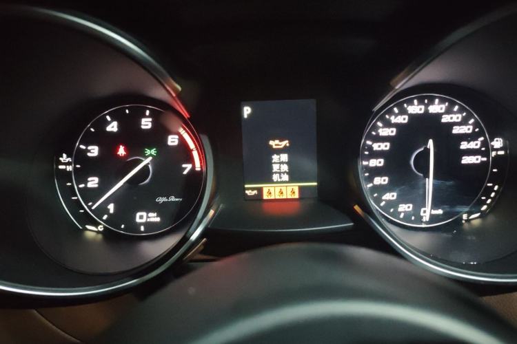 Used Alfa Romeo Stelvio 2017 2.0T 200HP Elite Edition
