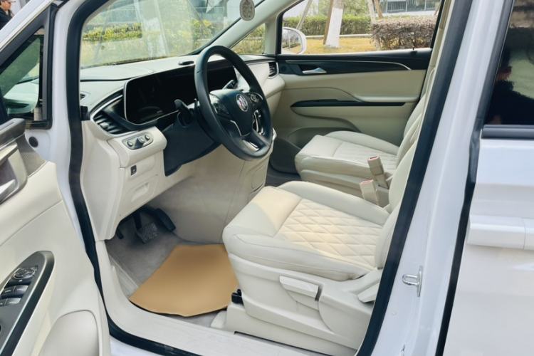 Used Buick GL8 2021 ES Landtrek 653T Comfort Edition