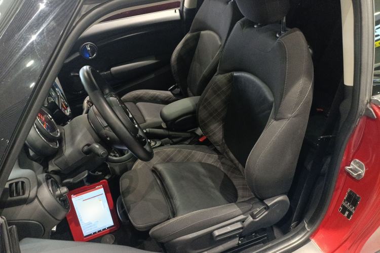 Used  MINI 2016 1.5T COOPER
