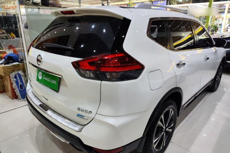 Used Nissan X-Trail 2017 2.5L CVT Luxury Edition 4WD
