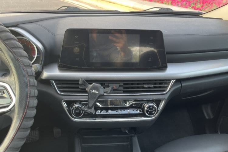 Used Soueast DX5 2019 1.5T CVT Luxury Model