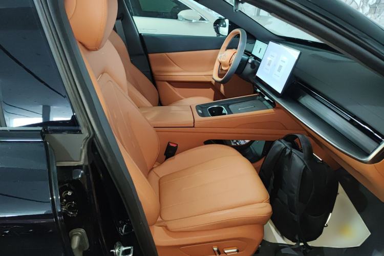 Used  eπ007 2025 Model Pure-Electric 550 Executive Edition