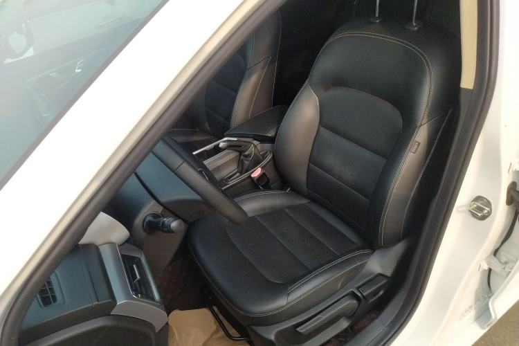 Used Geely Auto Emgrand GL 2017 1.8L Manual Elite Model
