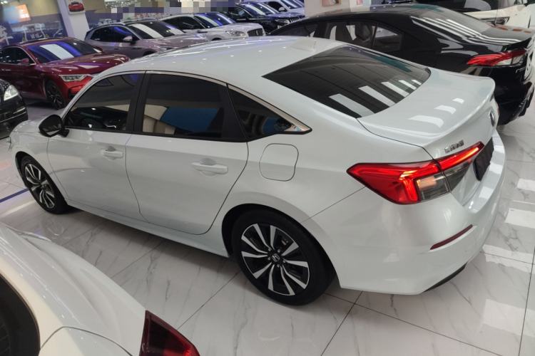 Used Honda Civic 2023 2.0L eHEV Pioneer Edition
