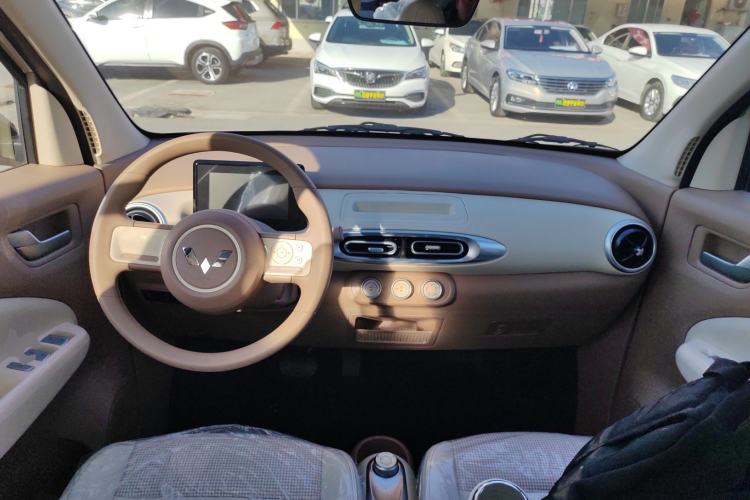 Used Wuling Hongguang MINIEV 2025 Four-Door Version Advanced Edition
