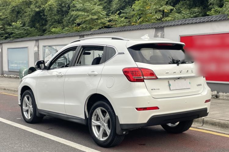 Used Haval H2 2018 1.5T Dual-Clutch Two-Wheel Drive Fashion Model China VI Standard
