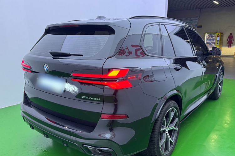 Used BMW X5 2023 xDrive 30Li Luxury M Sport Night Edition Package
