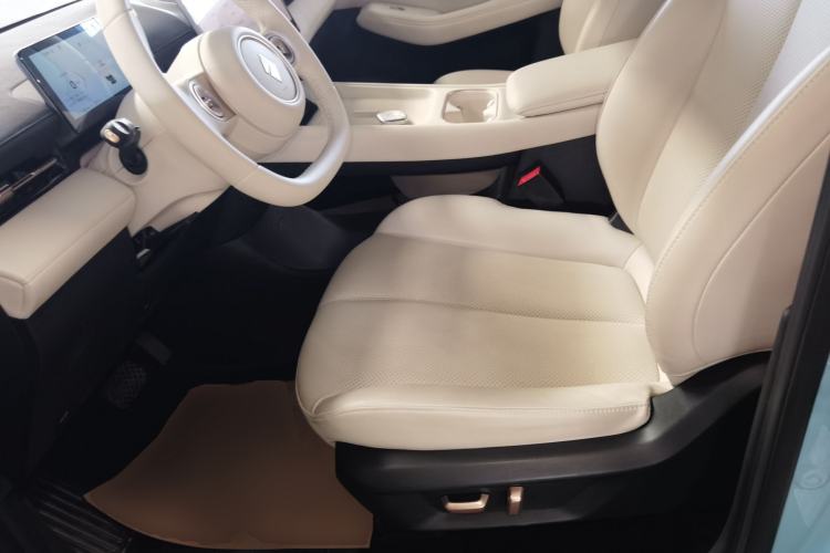 Used Baojun Yunhai 2024 600km Pure Electric Version
