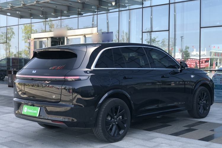 Used Li Auto L7 2023 Air model
