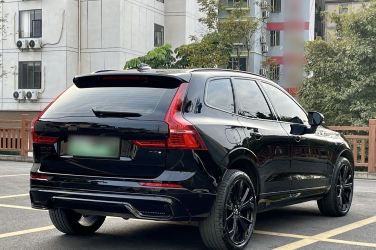 Used Volvo XC60 New Energy 2025 Plug-in Hybrid Long-Range All-Wheel Drive Zhiyuan Extreme Night Black Edition