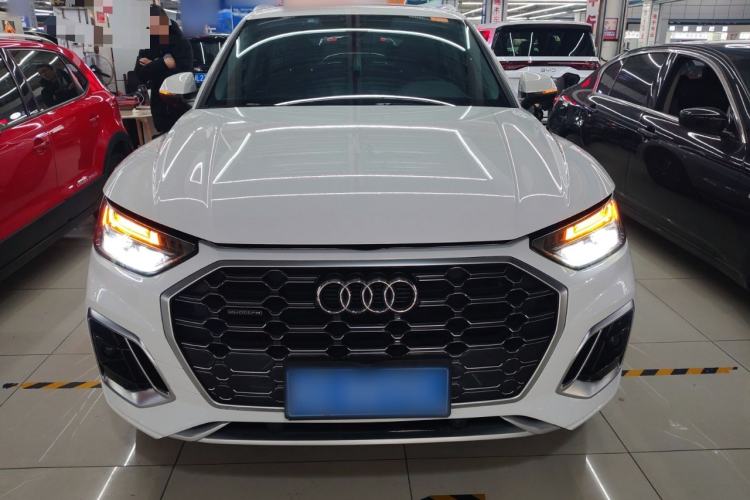 Used Audi Q5L 2022 40T Fashionable and Dynamic Model