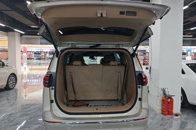 Used Buick GL8 2020 ES Land Cruiser 653T Luxury Model
