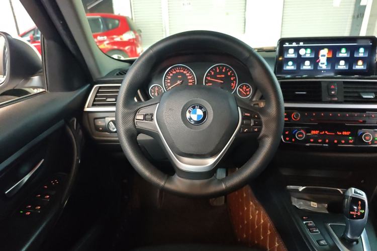 Used BMW 3 Series 2017 320Li xDrive Fashion Model
