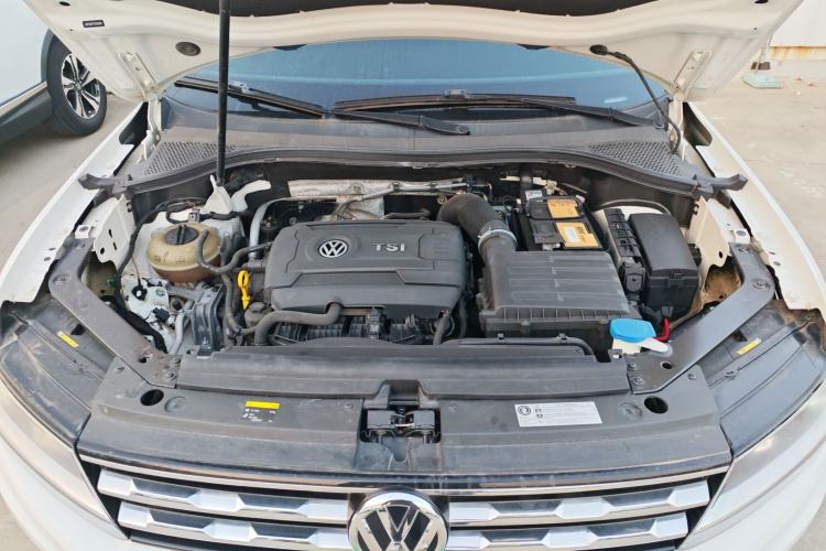 Used Volkswagen Tiguan L 2017 330TSI Automatic Two-Wheel Drive Luxury Edition
