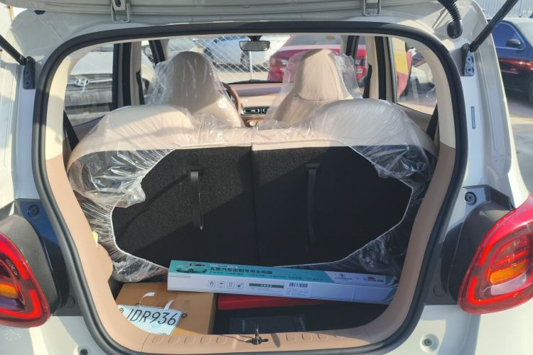 Used Wuling Hongguang MINIEV 2025 Four-Door Version Advanced Edition
