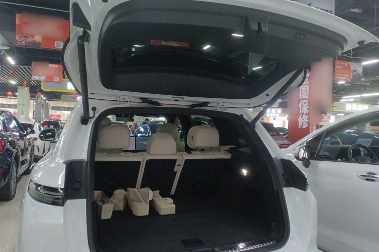 Used Li Auto L7 2023 Max model
