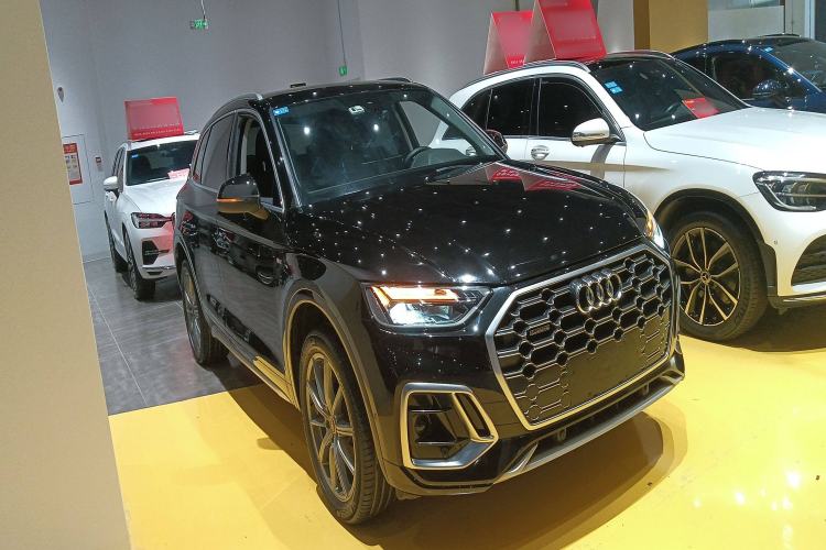 Used Audi Q5L 2022 40T Luxury Dynamic Model
