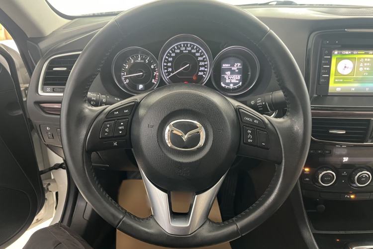 Used Mazda Atenza 2015 2.0L Blue Sky Luxury Edition
