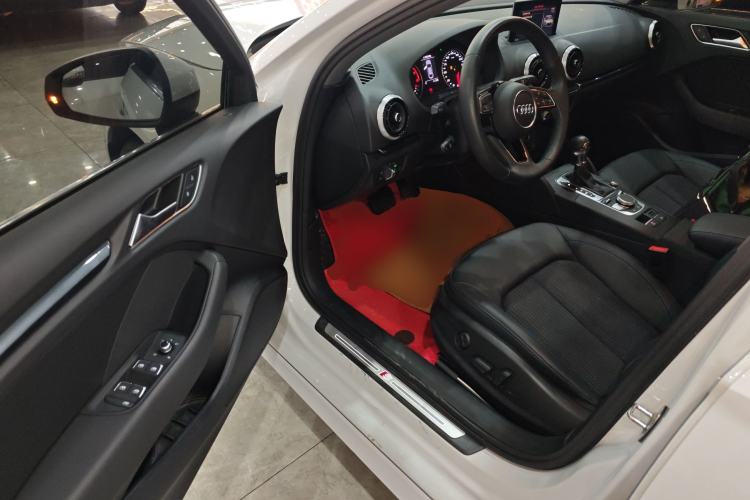 Used Audi A3 2020 Limousine 35 TFSI Fashion Edition China VI Emission Standard
