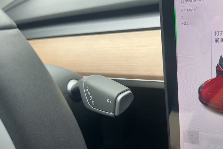 Used Tesla Model 3 2019 Standard Range Rear-Drive Upgraded Version
