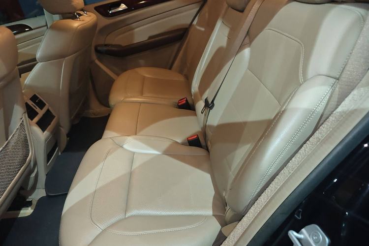 Used Mercedes-Benz M-Class 2014 ML 400 4MATIC Dynamic Model