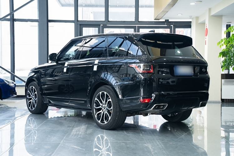 Used Land Rover Range Rover Sport 2021 3.0 L6 YAO Black Edition
