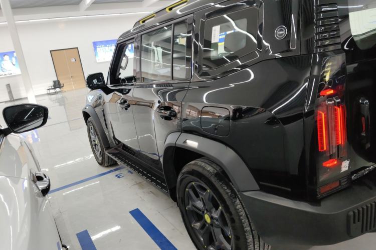 Used JETOUR Traveler 2023 2.0T All-Wheel-Drive CrossPRO