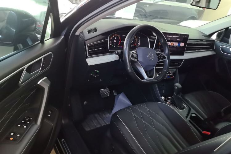 Used Volkswagen Tiguan L 2022 330TSI Automatic Two-Wheel Drive Smart Edition
