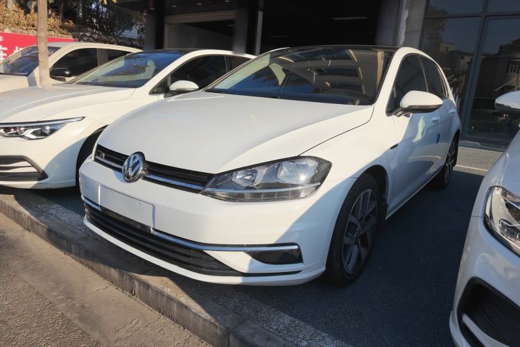 Used Volkswagen Golf 2018 230TSI Automatic Luxury Version