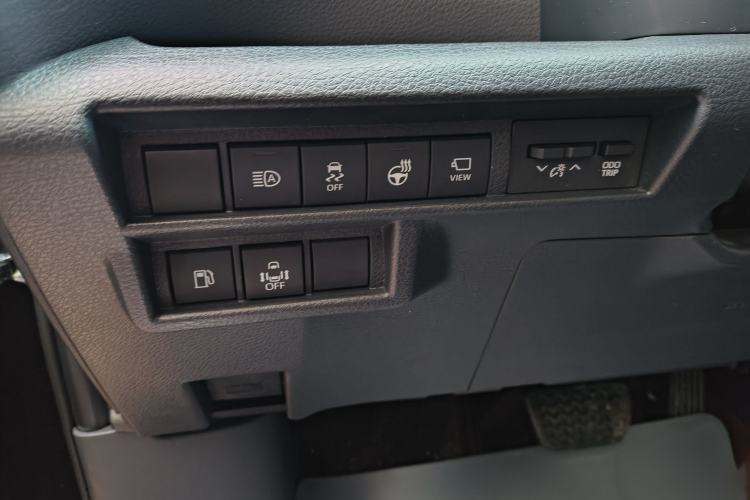 Used Toyota Sienna 2023 2.5L Hybrid Platinum Edition
