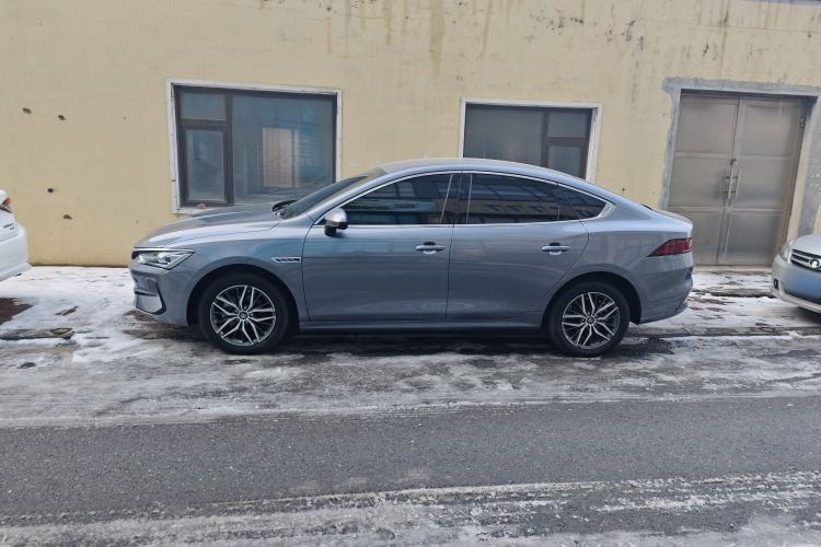 Used BYD Qin PLUS 2024 Honor Edition EV 420KM Leading Model
