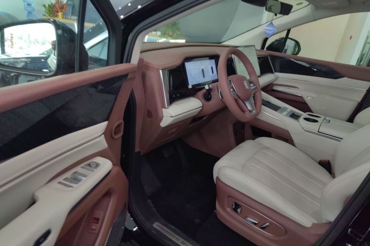 Used BYD Xia 2025 DM-i 1.5T 180km Beyond Edition