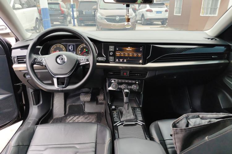 Used Volkswagen Passat 2019 330TSI Elite Edition China VI