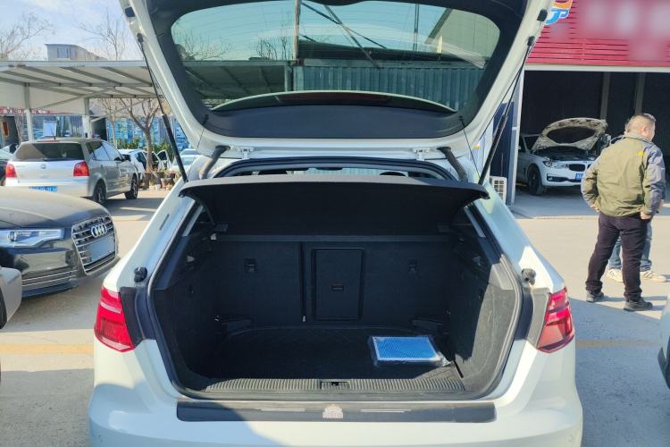 Used Audi A3 2018 30th Anniversary Edition Sportback 35 TFSI Ambition Model