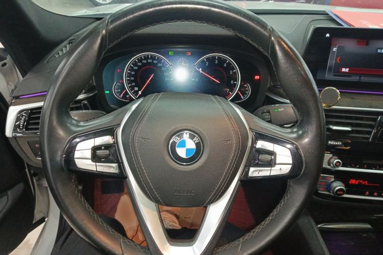 Used BMW 5 Series 2018 525Li M Sport Package
