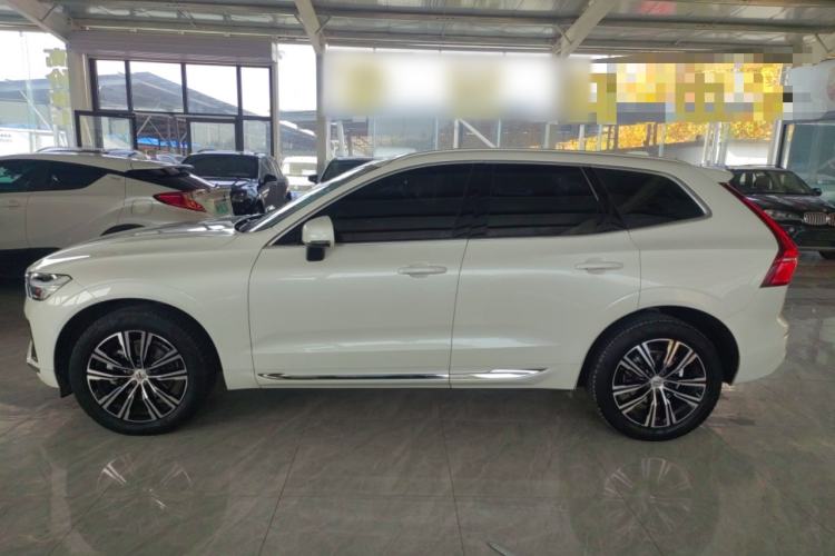 Used Volvo XC60 2022 B5 4x4 Smart Luxury Edition
