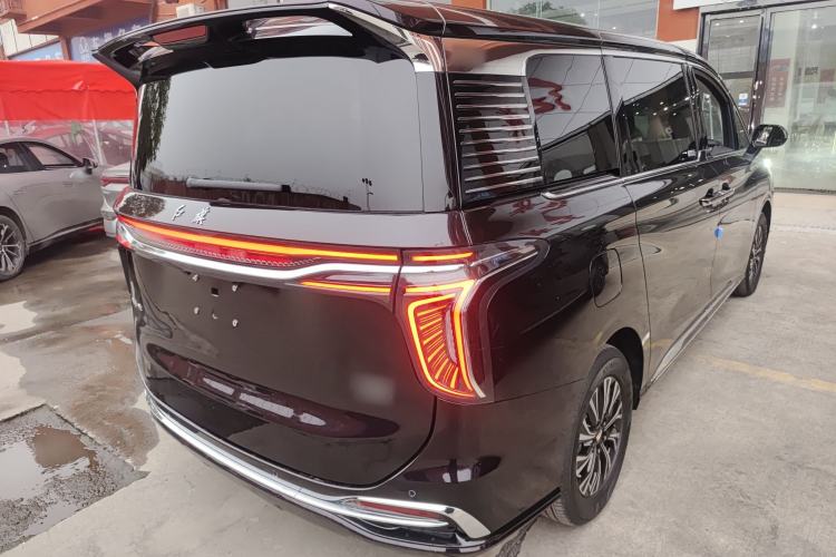 Used Hongqi HQ9 PHEV 2024 2.0T Four-Wheel Drive Business Edition
