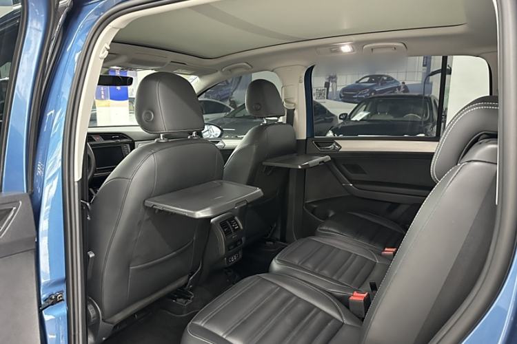 Used Volkswagen Touran 2018 Volkswagen Touran L 280TSI DSG Comfort Edition 7 Seats China V Emission Standard
