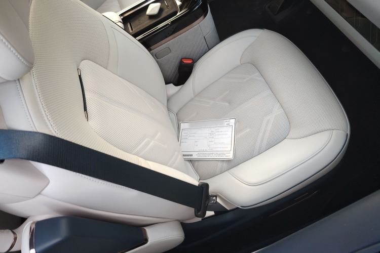 Used Zeekr MIX 2025 Long-Range Intelligent Driving Edition
