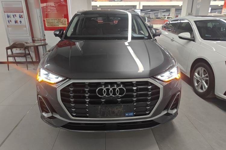 Used Audi Q3 2020 35 TFSI Fashion Dynamic Model

