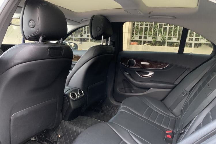 Used Mercedes-Benz C-Class 2017 Facelift C 200 L
