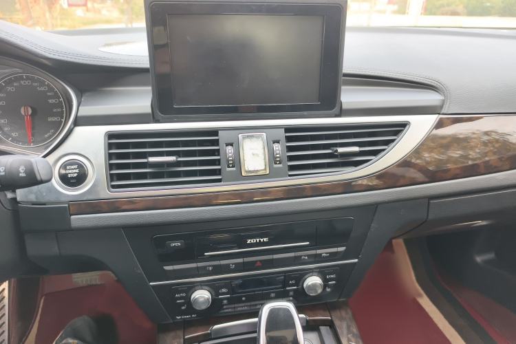 Used Zotye Z700 2016 1.8T DCT Prestige Edition
