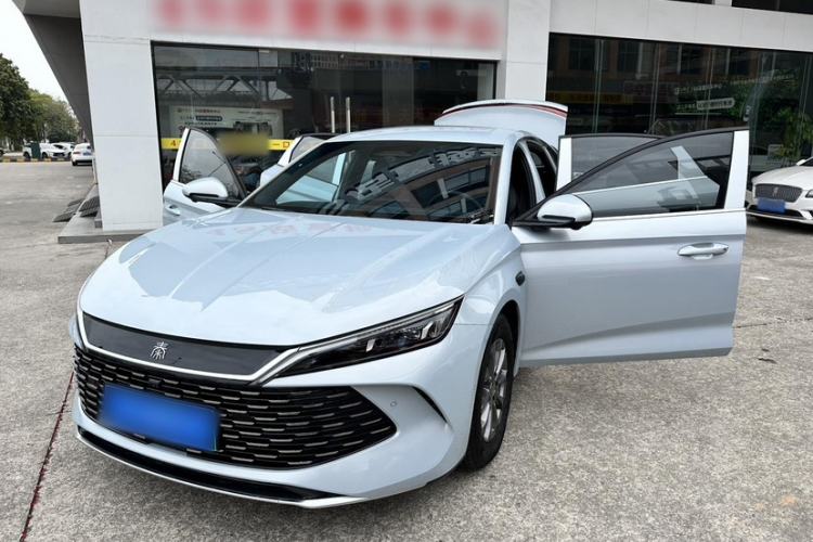 Used BYD Qin L 2025 DM-i Smart Drive 80KM Leading Model