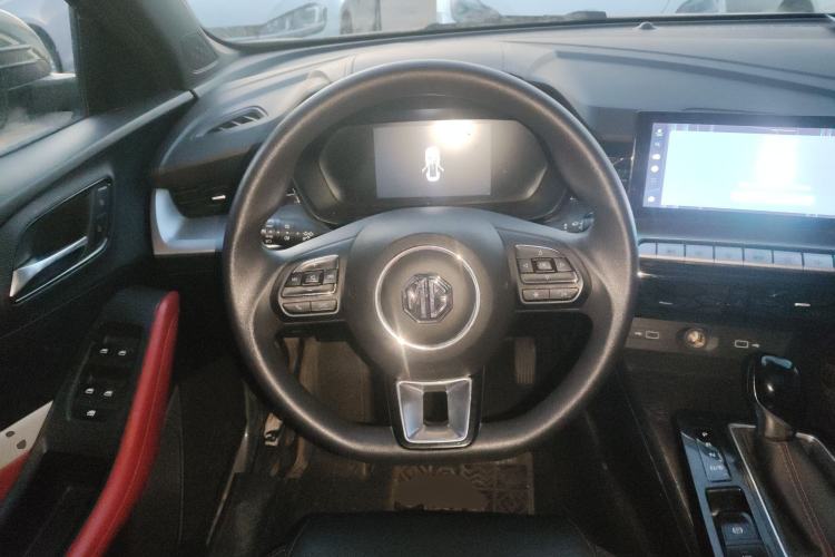 Used MG 5 2022 180 DVVT CVT Youth Luxury Edition
