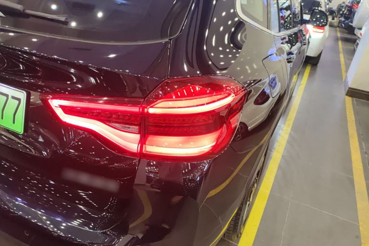 Used BMW iX3 2021 Updated Leading Edition
