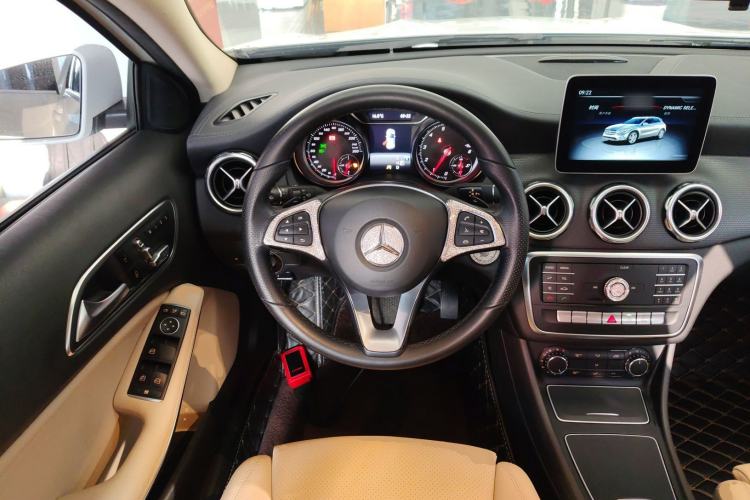 Used Mercedes-Benz GLA 2018 GLA 200 Fashion Model