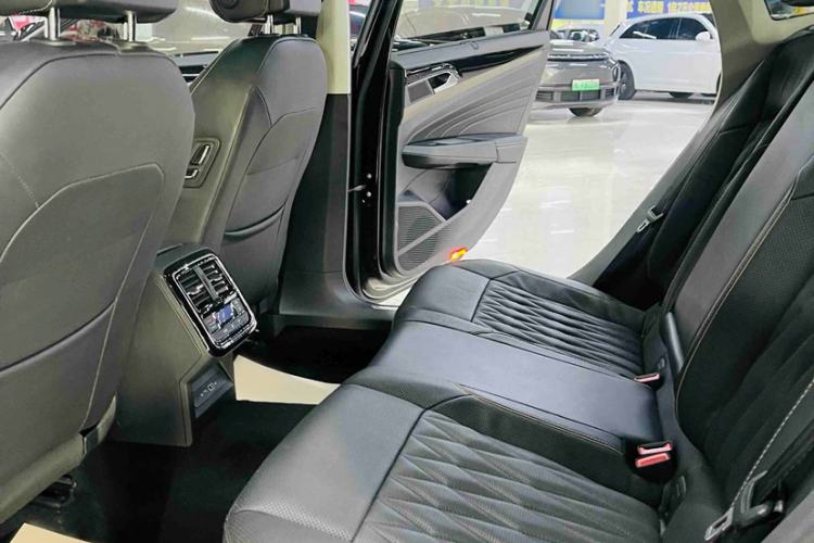 Used Volkswagen Passat 2020 330TSI Luxury Edition China VI