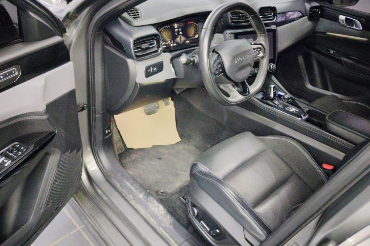 Used Lynk & Co 03 2022 2.0TD DCT JingPro
