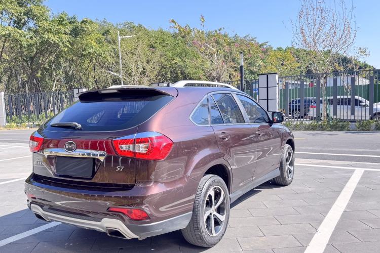 Used BYD S7 2016 2.0T Automatic Prestige Plus