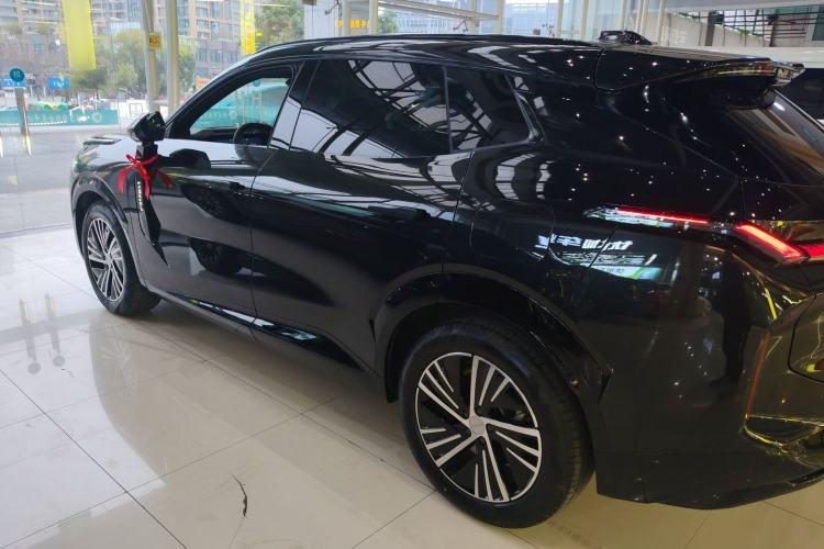 Used Lynk & Co 08 EM-P 2025 245km Ultra-Long Range Halo